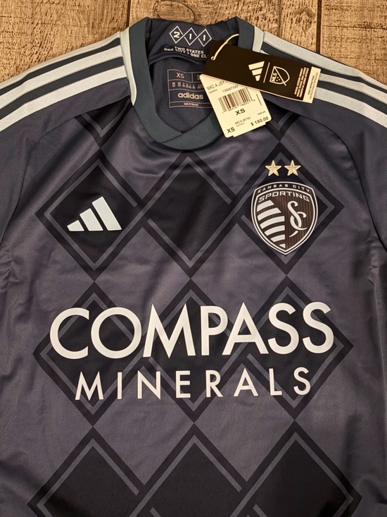Adidas Sporting Kansas City 2024/25 Away Jersey - Picture 3 of 6